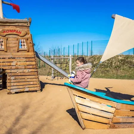 Lagovida Kapitänskajüte E Am Störmthaler *