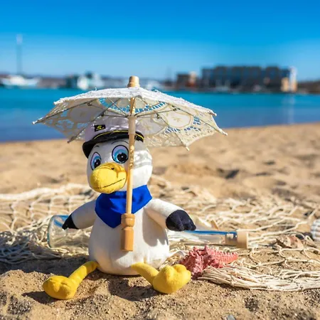 Lagovida Kapitänskajüte E Am Störmthaler Grosspoesna