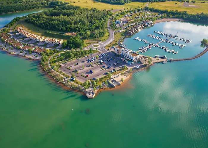 Lagovida Kapitaenskajuete E Am Stoermthaler * غروسبونسنا