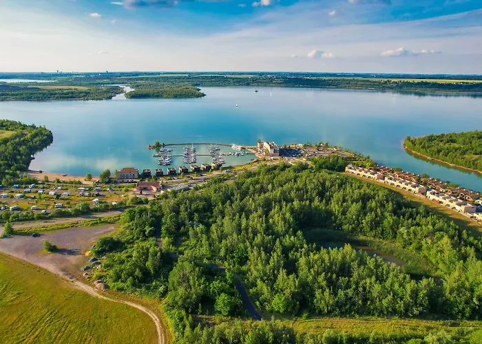 Lagovida Kapitaenskajuete E Am Stoermthaler * غروسبونسنا